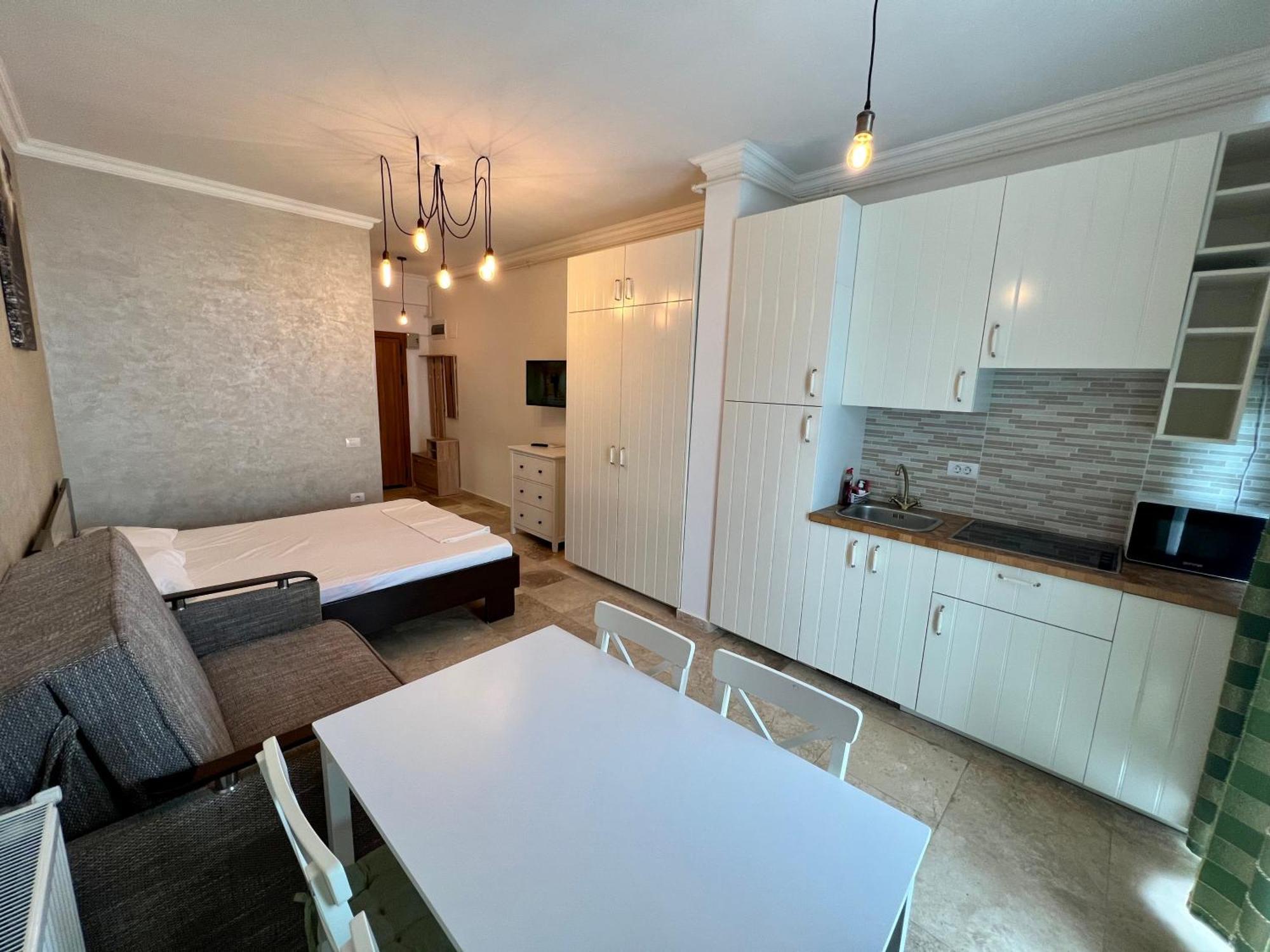 Apartment Solid