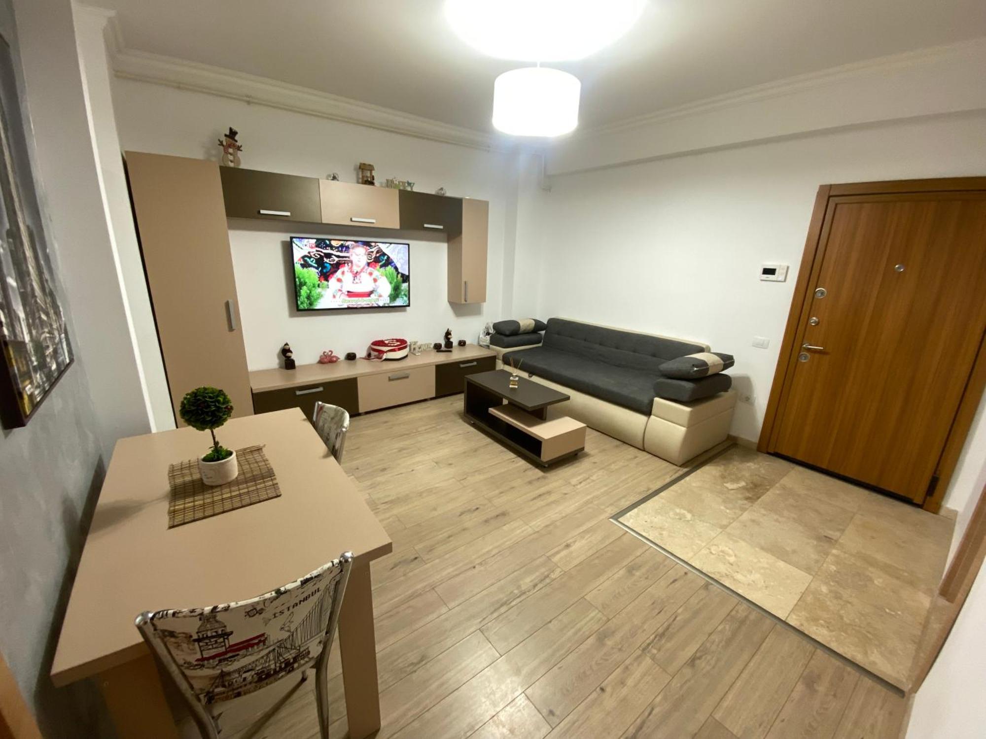 Apartment Solid Mamaia