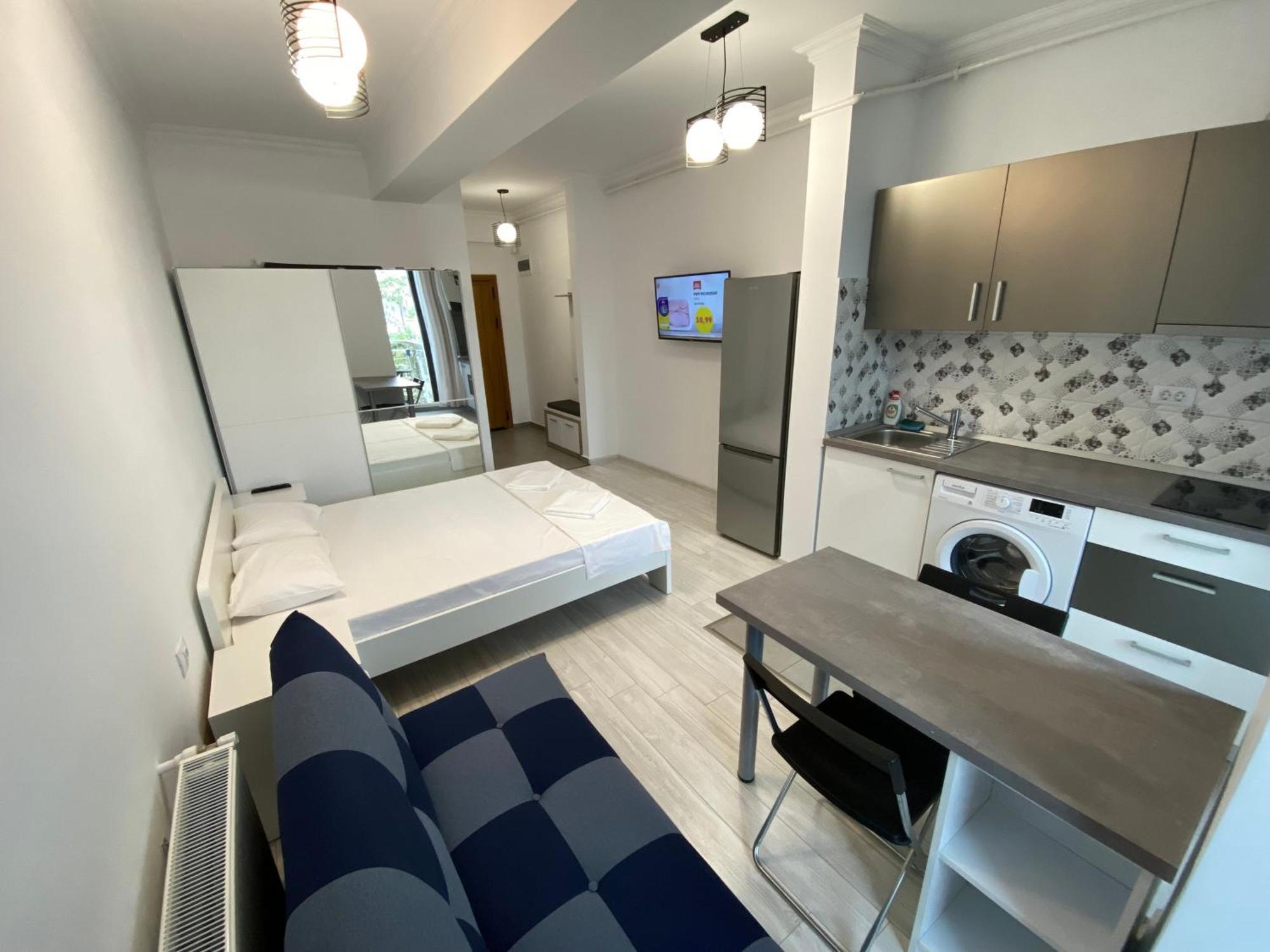 Solid Apartment