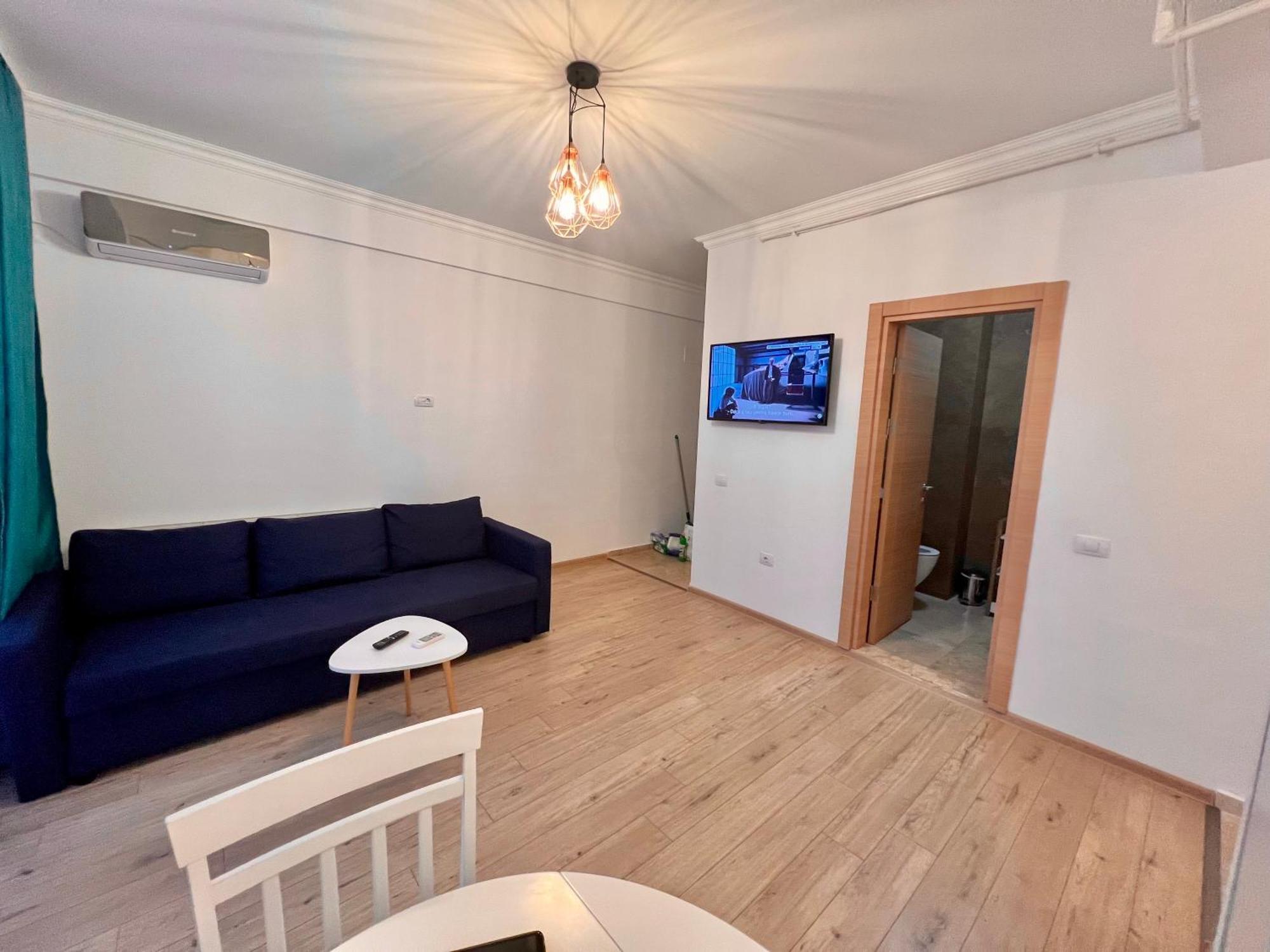 Solid Apartment Mamaia
