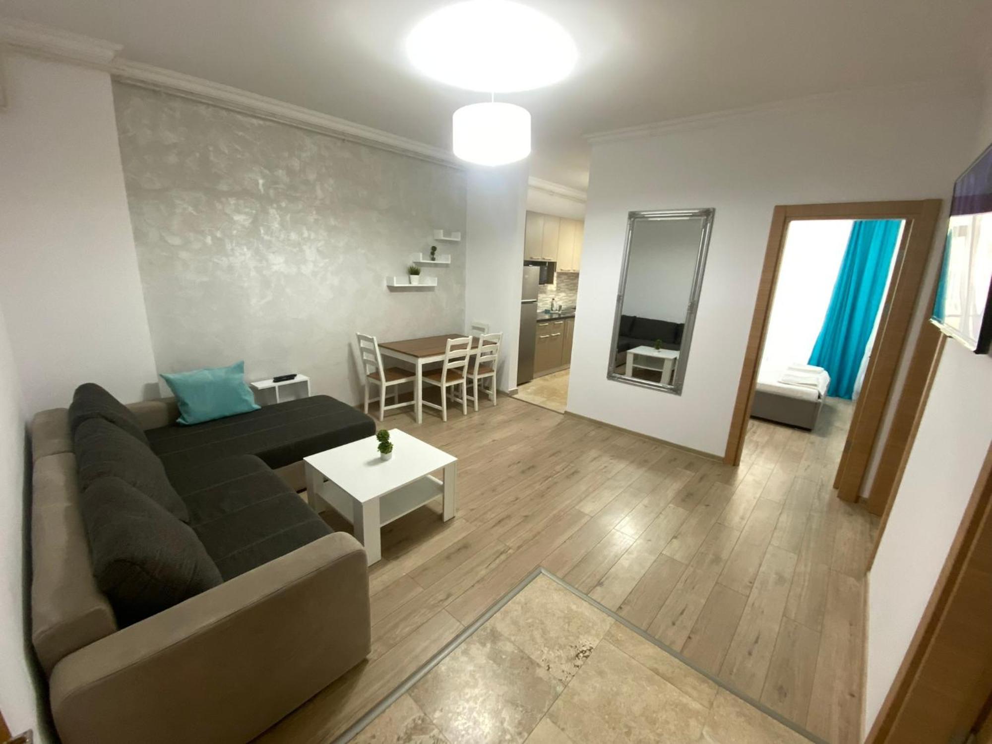 Solid Apartment *